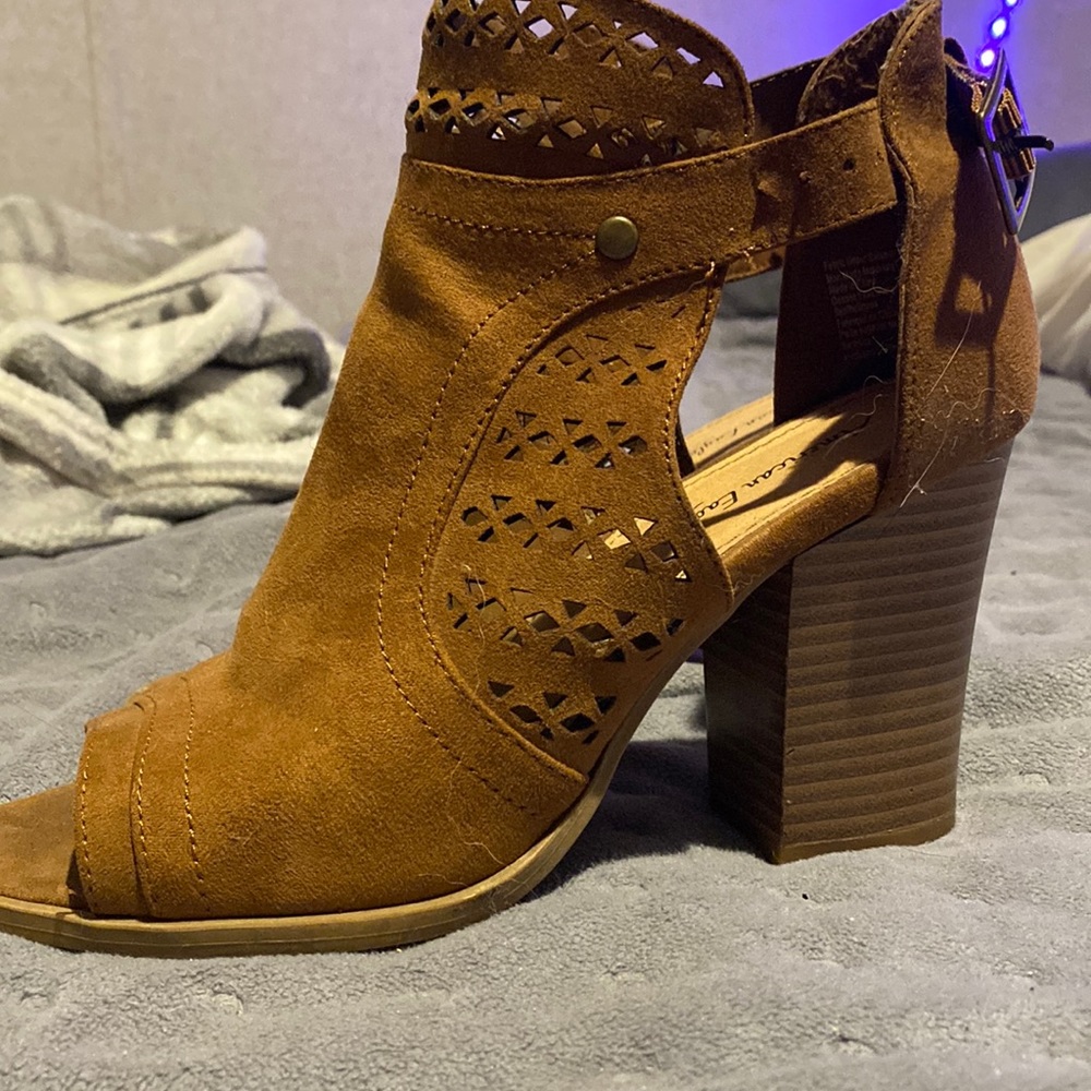 American Eagle High heel small boots.